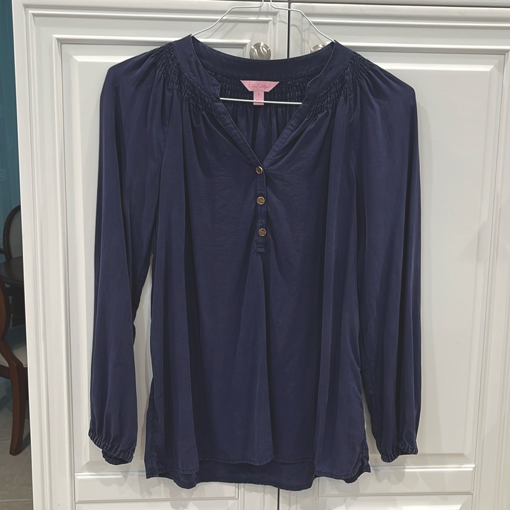 Lilly Pulitzer Elsa silk, long sleeve blouse. Size S